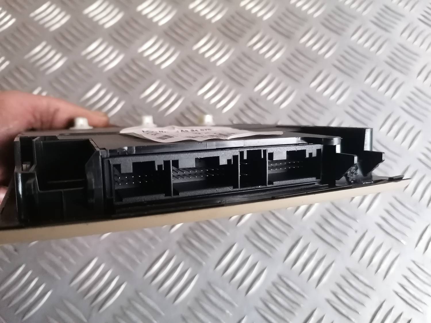 Salona apgaismojuma panelis priekš BMW 318D E91 2008 TOURING 4 Salona apgaismojuma panelis priekš BMW 318D E91 2008 TOURING