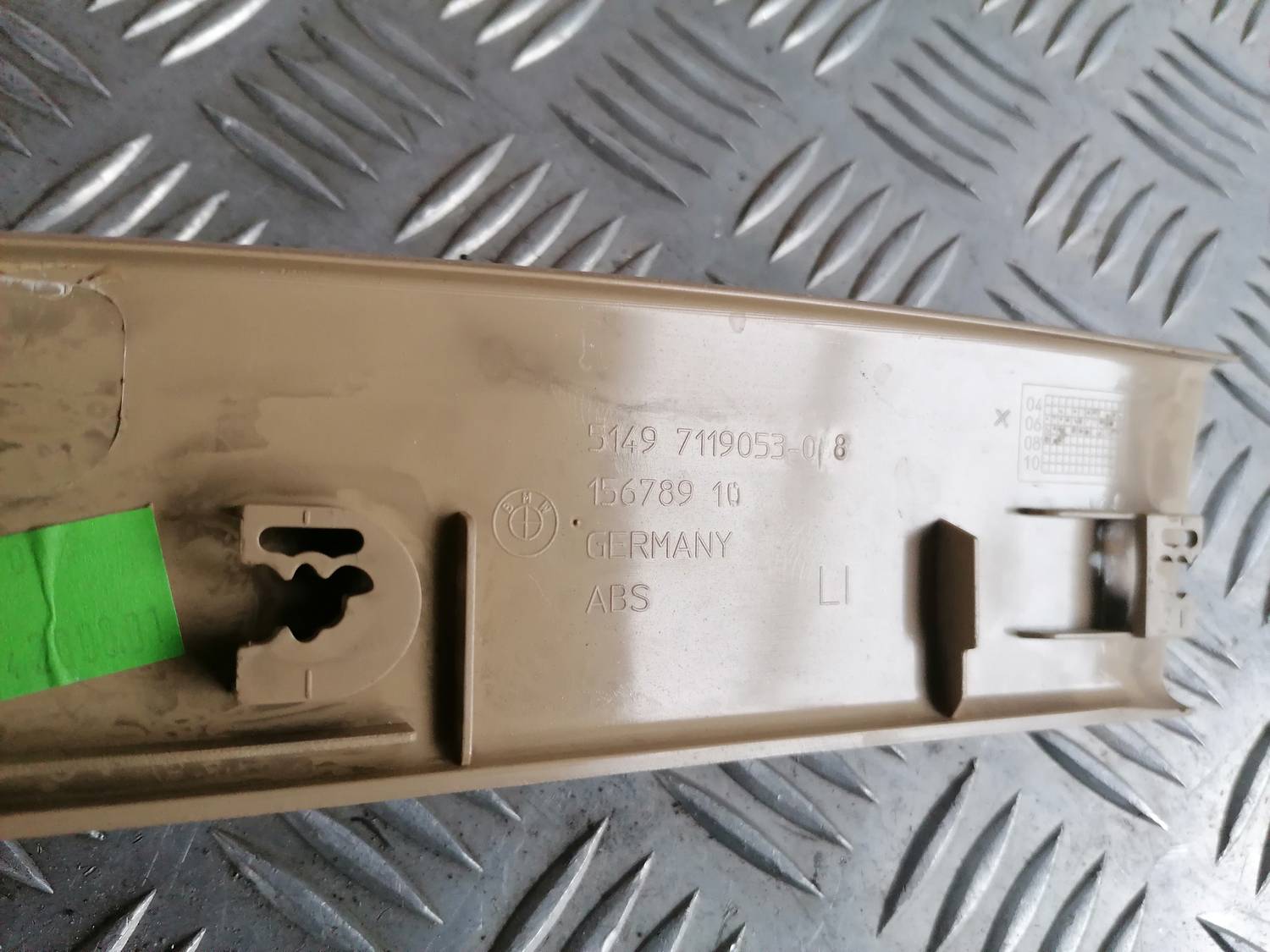 Bagāžnieka vāka apdare priekš BMW 318D E91 2008 TOURING 4 Bagāžnieka vāka apdare priekš BMW 318D E91 2008 TOURING