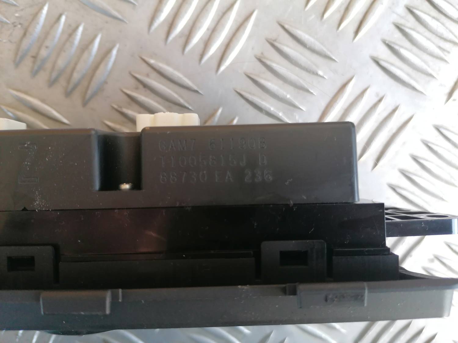 Klimata kontroles bloks priekš MAZDA 6 2007 6 Klimata kontroles bloks priekš MAZDA 6 2007