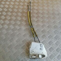 Priekšējo labo durvju slēdzene priekš MAZDA 6 2007