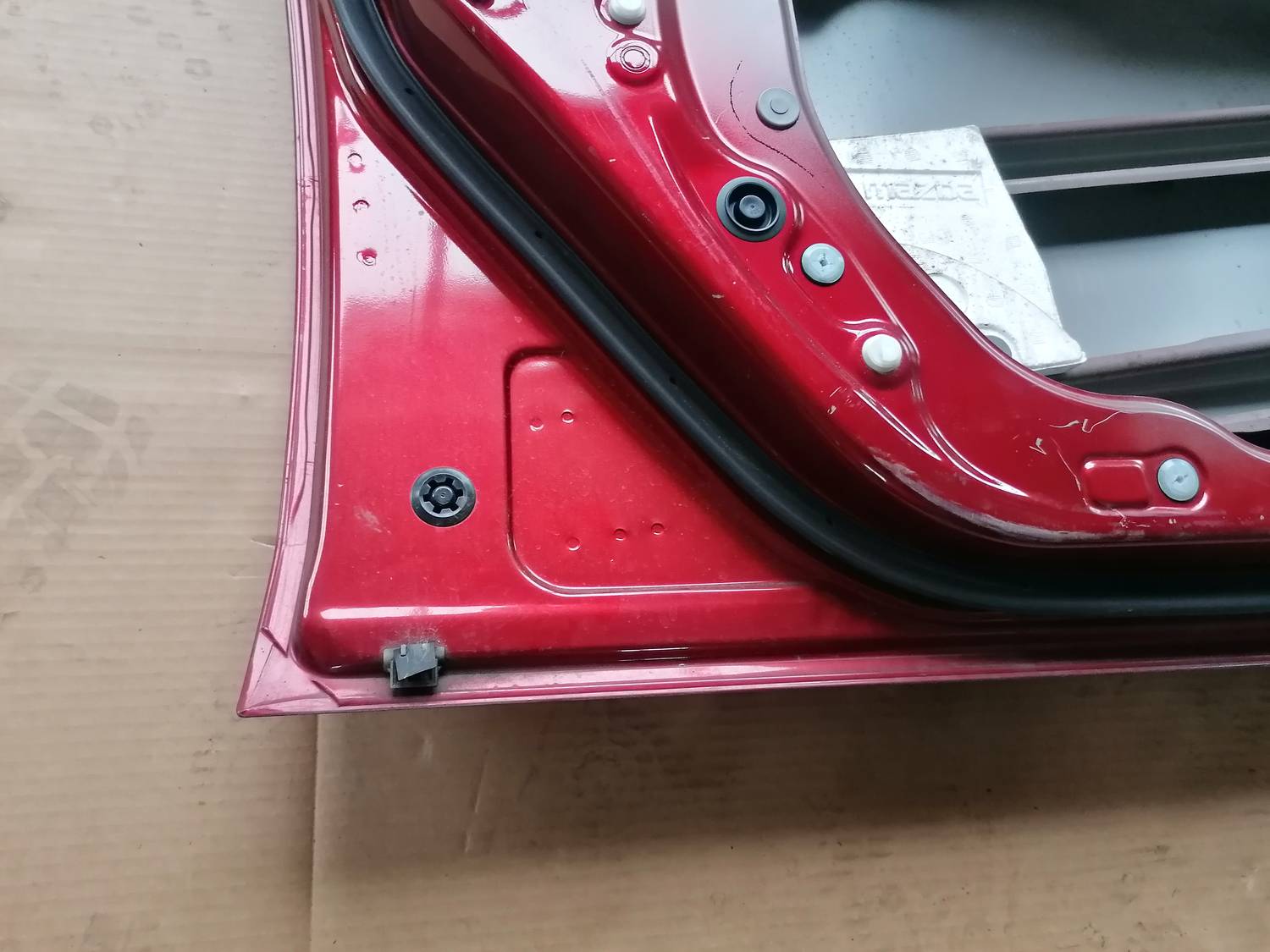 Priekšējās kreisās durvis priekš MAZDA 6 2007 6 Priekšējās kreisās durvis priekš MAZDA 6 2007