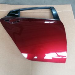 Aizmugurējās labās durvis priekš MAZDA 6 2007