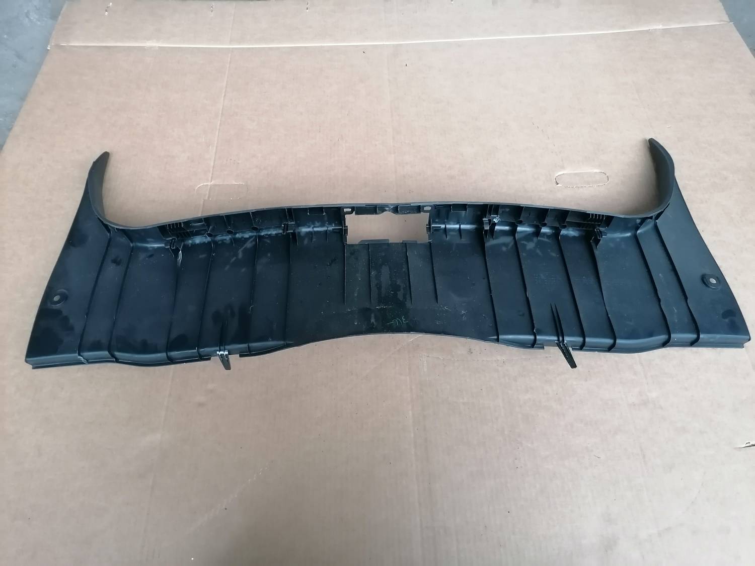 Bagažnieka nodalījuma sliekšņa uzlika priekš MAZDA 6 2007 4 Bagažnieka nodalījuma sliekšņa uzlika priekš MAZDA 6 2007