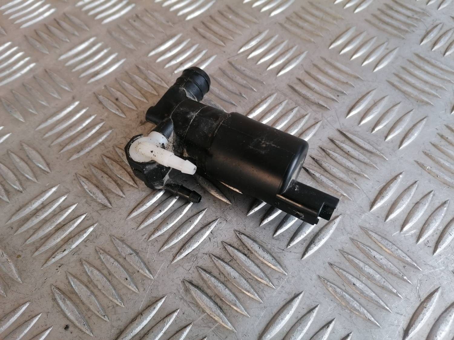 Mazgātāja šķidruma sūknis priekš XSARA PICASSO 2003 2 Mazgātāja šķidruma sūknis priekš XSARA PICASSO 2003