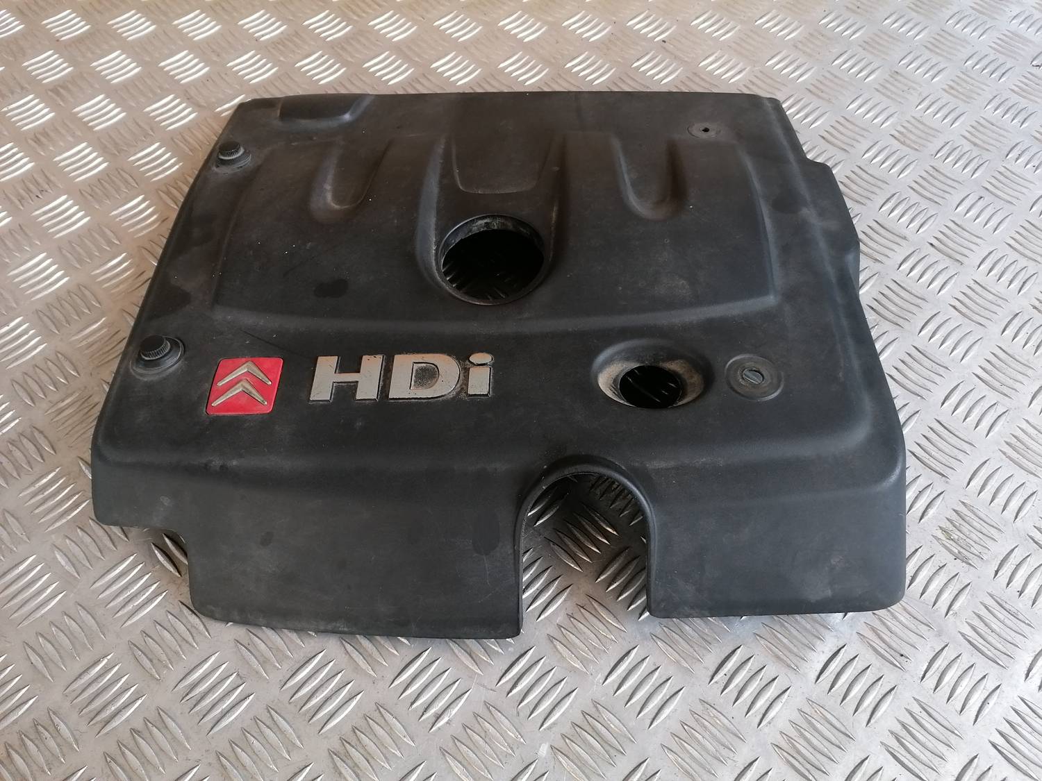 Dzinēja dekoratīvais vāks priekš XSARA PICASSO 2003 2 Dzinēja dekoratīvais vāks priekš XSARA PICASSO 2003