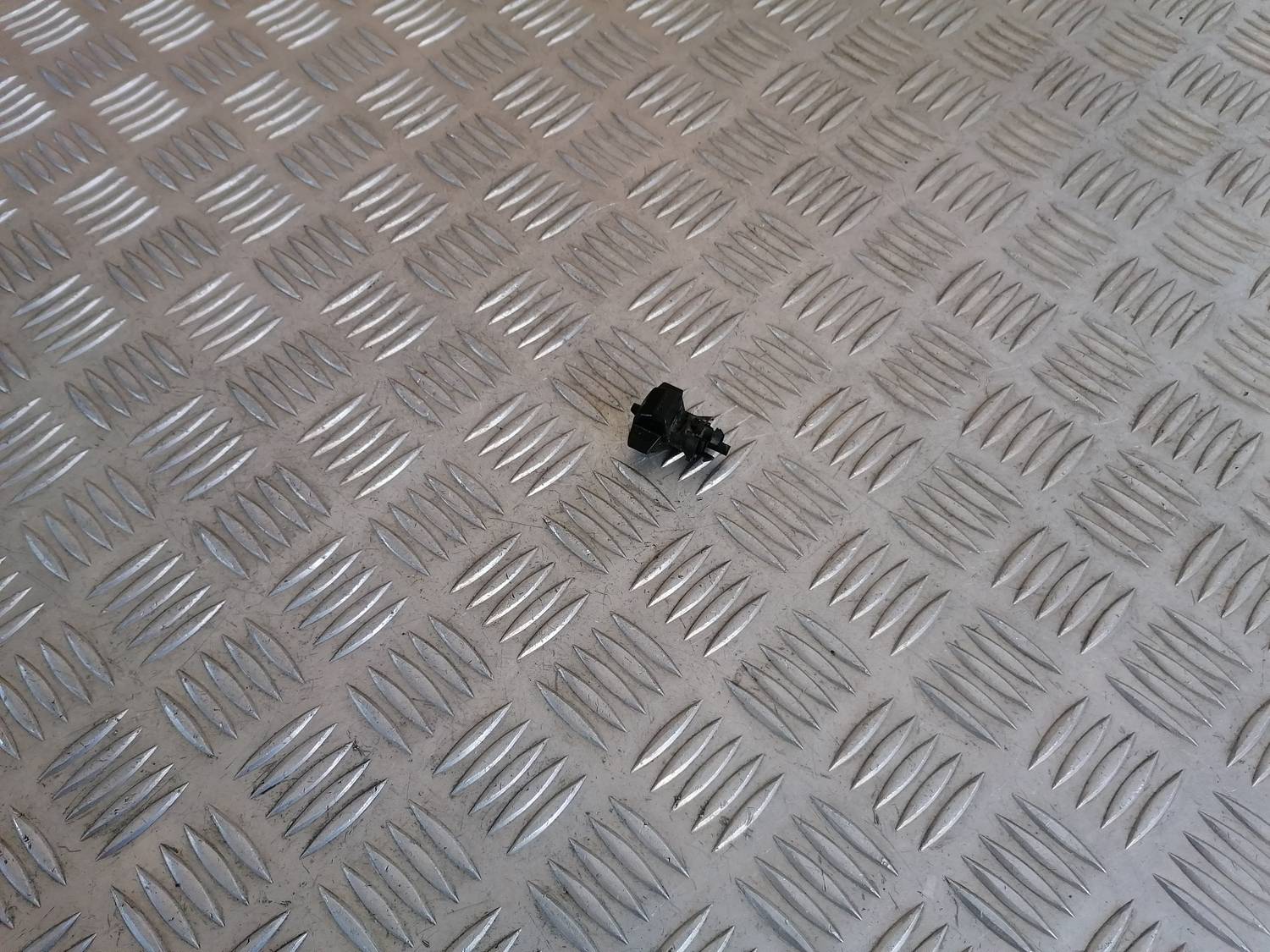 Temperatūras devejs priekš OPEL ASTRA J 2012 1 Temperatūras devejs priekš OPEL ASTRA J 2012