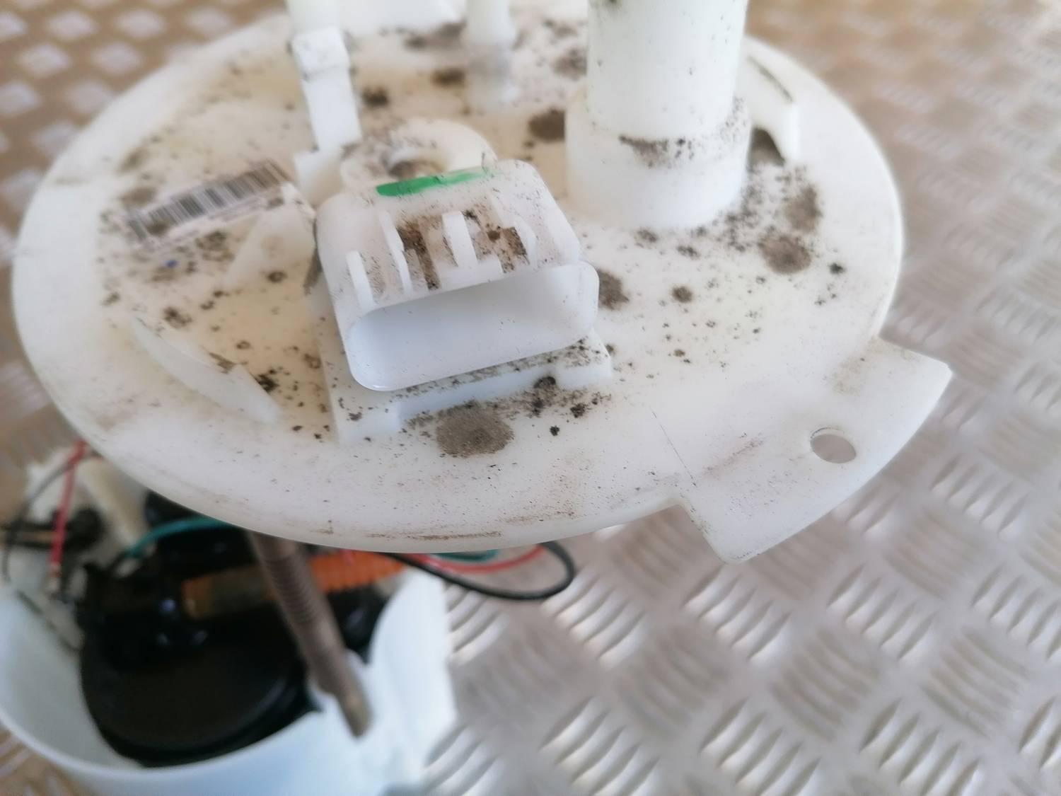 Degvielas tvertnes sūknis priekš OPEL ASTRA J 2012 4 Degvielas tvertnes sūknis priekš OPEL ASTRA J 2012