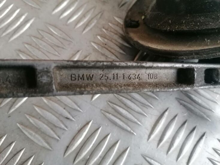 Pārnesumu pārslēgšanas kloķis priekš BMW 318 E46 2002 4