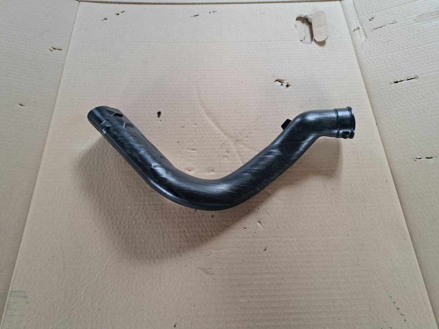 Salona gaisa vads priekš VOLVO V70 2009 1 Salona gaisa vads priekš VOLVO V70 2009