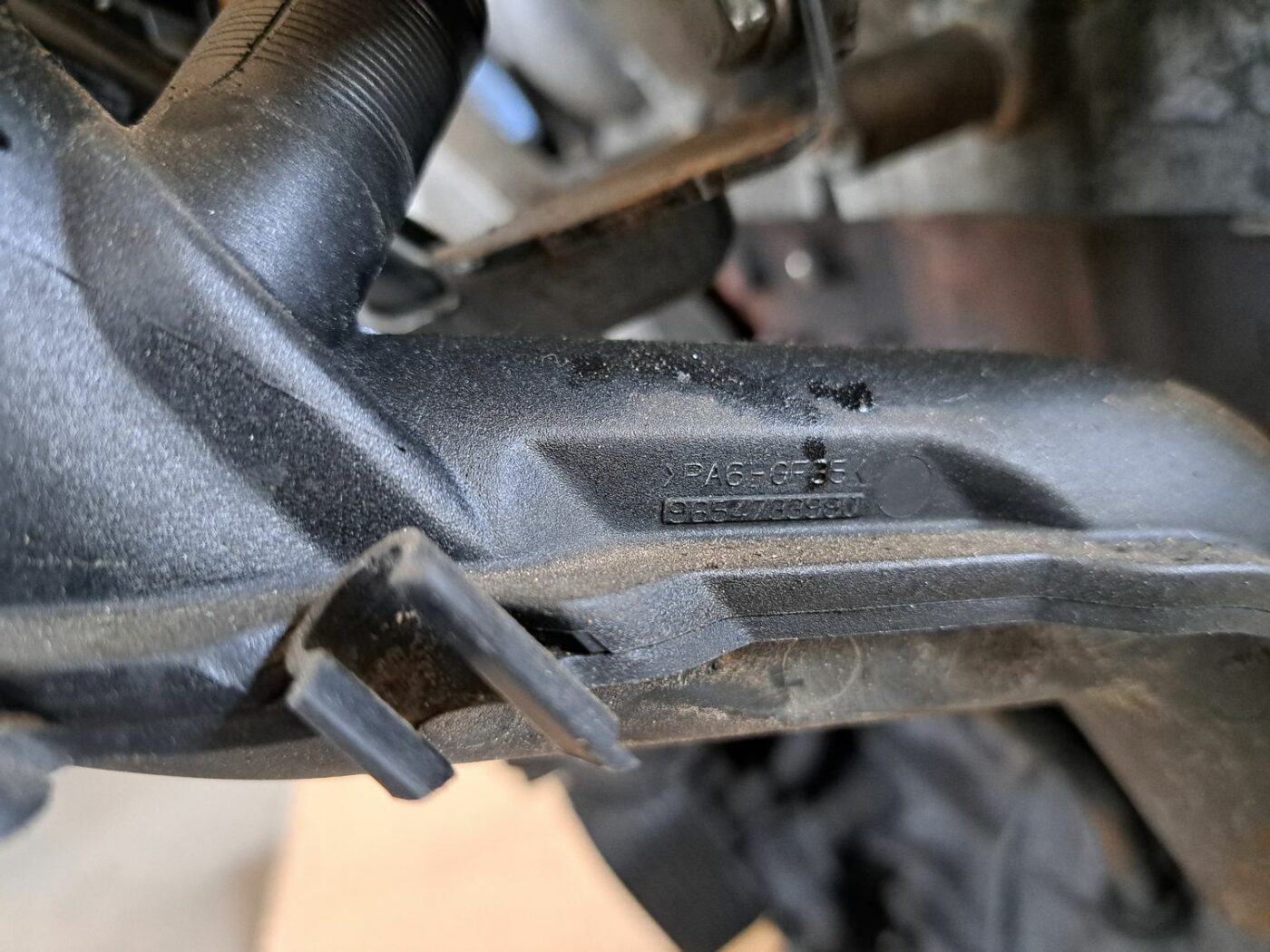 Dzinējs priekš VOLVO V70 2009 11 Dzinējs priekš VOLVO V70 2009