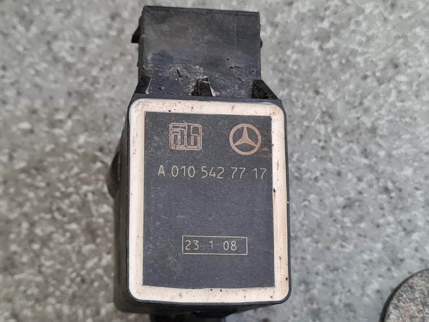 Lukturu diapazona korekcijas sensors, aizmugurē priekš MERCEDES BENZ ML280 2008 OBSIDIAN BLACK 6 Lukturu diapazona korekcijas sensors, aizmugurē priekš MERCEDES BENZ ML280 2008 OBSIDIAN BLACK