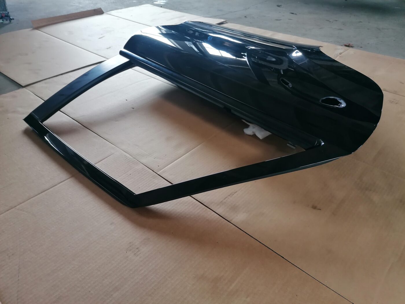 Aizmugurējās labās durvis priekš MERCEDES BENZ ML280 2008 OBSIDIAN BLACK 4 Aizmugurējās labās durvis priekš MERCEDES BENZ ML280 2008 OBSIDIAN BLACK