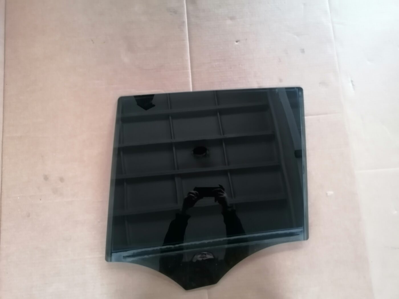 Aizmugurējo kreiso durvju stikls priekš MERCEDES BENZ ML280 2008 OBSIDIAN BLACK 1 Aizmugurējo kreiso durvju stikls priekš MERCEDES BENZ ML280 2008 OBSIDIAN BLACK