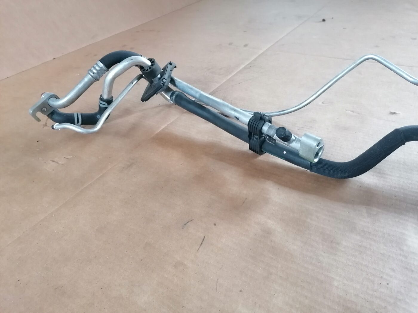 Dzesēšanas caurule priekš MERCEDES BENZ ML280 2008 OBSIDIAN BLACK 5 Dzesēšanas caurule priekš MERCEDES BENZ ML280 2008 OBSIDIAN BLACK