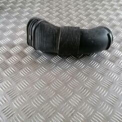 Gaisa filtra korpusa caurule priekš VW CRAFTER 2018