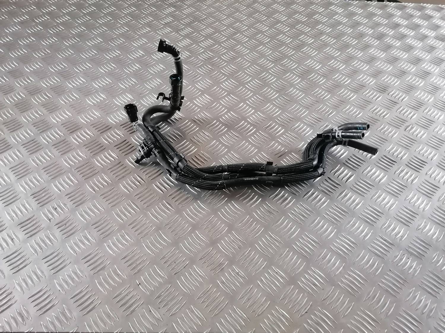 Degvielas caurule priekš VW CRAFTER 2018 1 Degvielas caurule priekš VW CRAFTER 2018