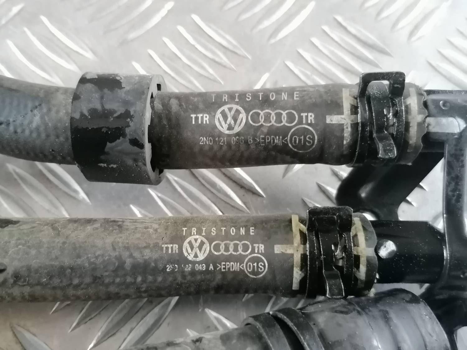 Dzesēšanas caurule priekš VW CRAFTER 2018 3 Dzesēšanas caurule priekš VW CRAFTER 2018