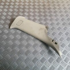 Aizmugurējas salona statnes apdare priekš VOLVO V70 2009