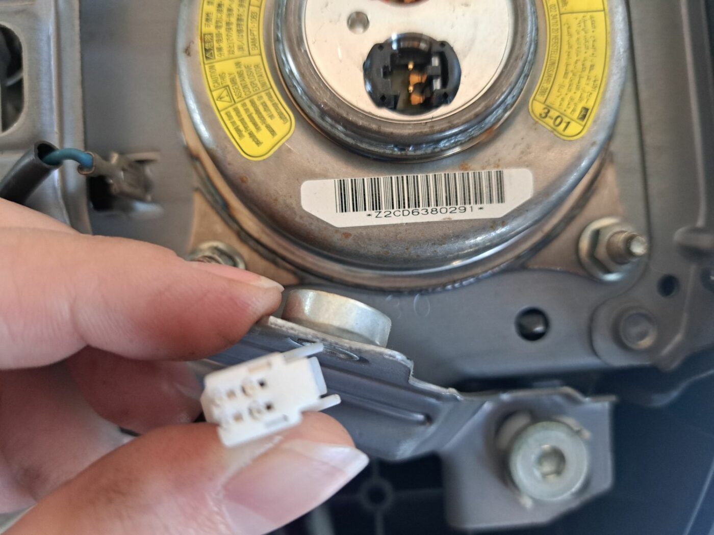 Stūres drošības spilvens priekš TOYOTA RAV 4 2006 5 Stūres drošības spilvens priekš TOYOTA RAV 4 2006