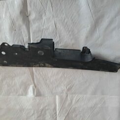 Dzinēja aizsargdaļas priekš TOYOTA RAV 4 2006