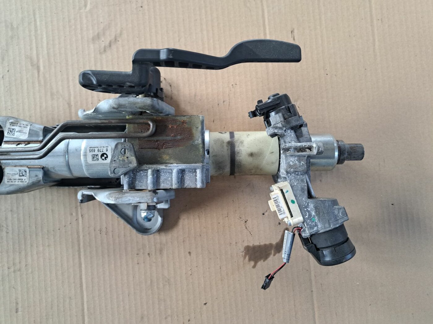 Stūres statne priekš BMW 525 E60 2004 BLACK 3 Stūres statne priekš BMW 525 E60 2004 BLACK