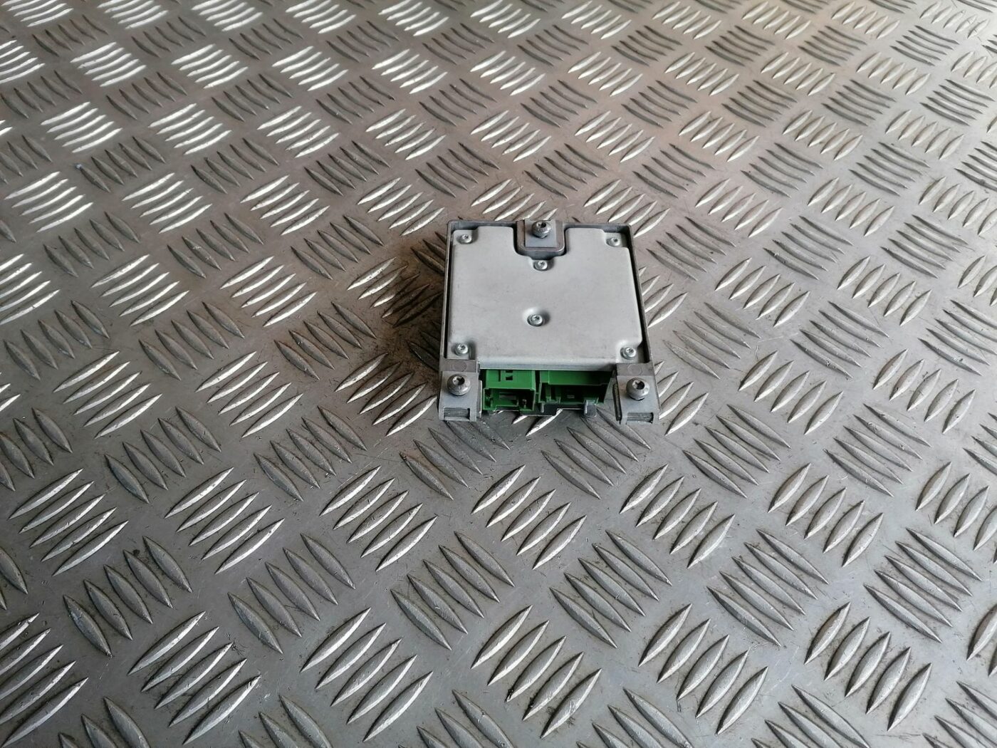 Drošības spilvena vadības bloks priekš BMW 525 E60 2004 BLACK 4 Drošības spilvena vadības bloks priekš BMW 525 E60 2004 BLACK