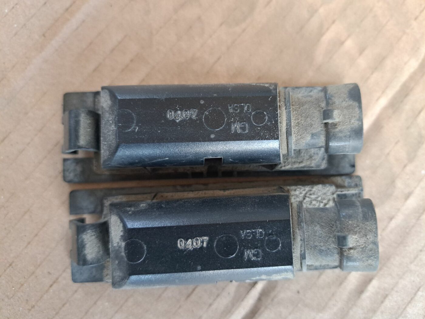 Numura zīmes apgaismojums priekš OPEL CORSA 2007 4 Numura zīmes apgaismojums priekš OPEL CORSA 2007