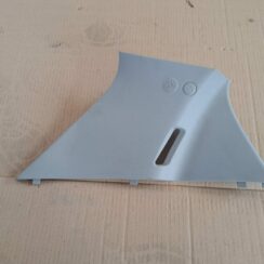 Aizmugurējas salona statnes apdare priekš OPEL CORSA 2007