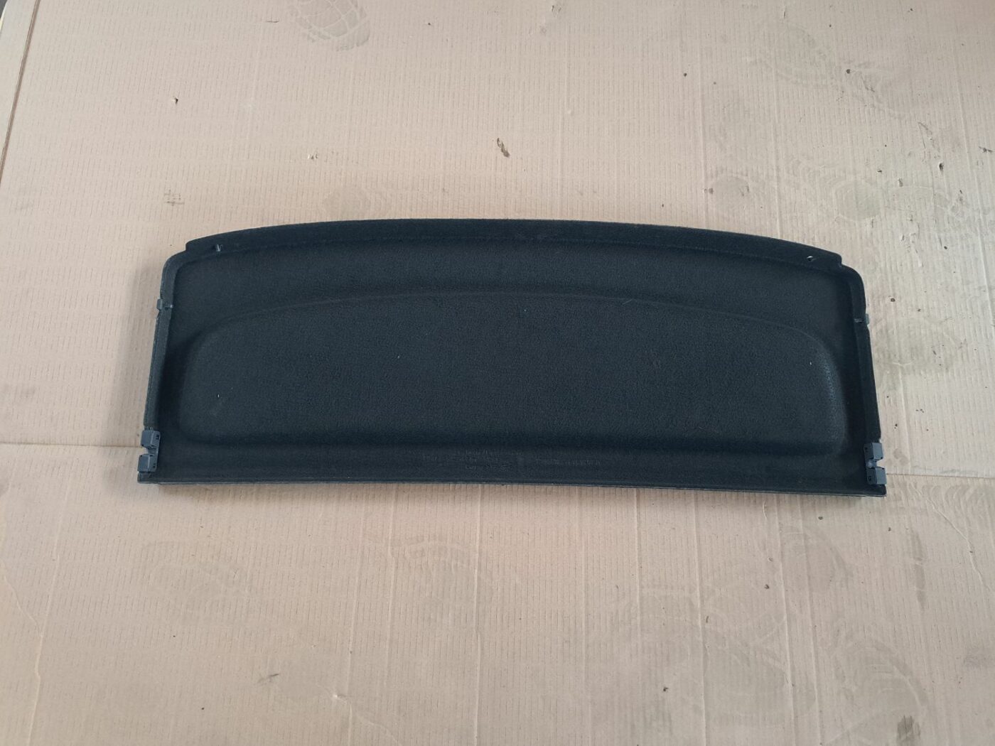 Bagāžnieka nodalījuma plaukts priekš OPEL CORSA 2007 2 Bagāžnieka nodalījuma plaukts priekš OPEL CORSA 2007