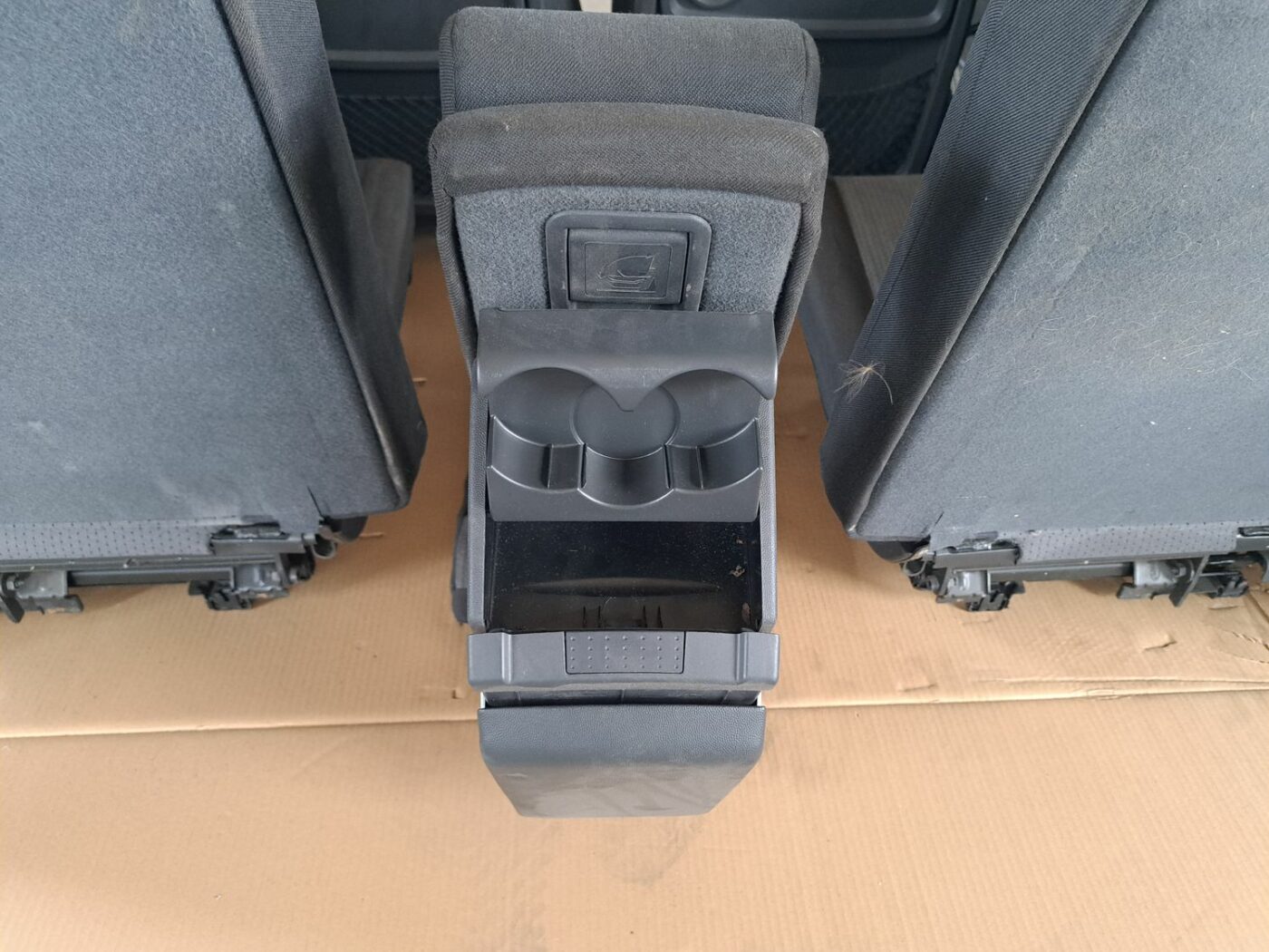 Sēdekļu komplekts priekš OPEL MERIVA 2004 4 Sēdekļu komplekts priekš OPEL MERIVA 2004