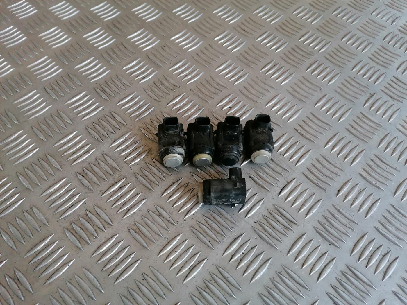 Parkošanās devējs priekš OPEL MERIVA 2004 3 Parkošanās devējs priekš OPEL MERIVA 2004