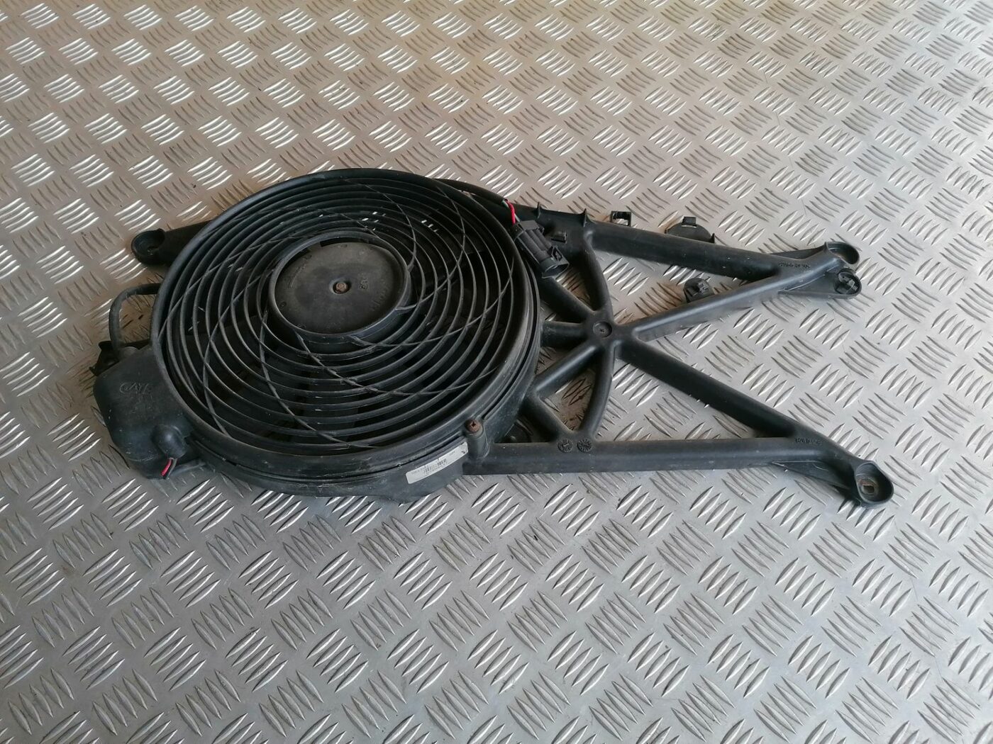 Gaisa kondicioniera ventilators priekš OPEL MERIVA 2004 1 Gaisa kondicioniera ventilators priekš OPEL MERIVA 2004