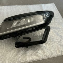 Priekšējais kreisais lukturis priekš Skoda Kodiaq 2017-2022