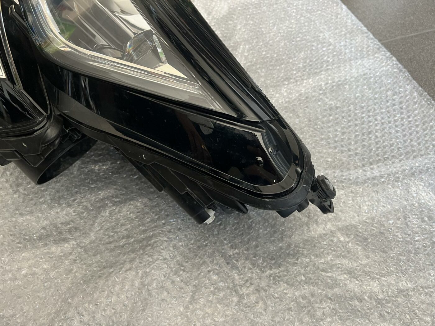 Priekšējais kreisais lukturis priekš Skoda Kodiaq 2017-2022 12 Priekšējais kreisais lukturis priekš Skoda Kodiaq 2017-2022