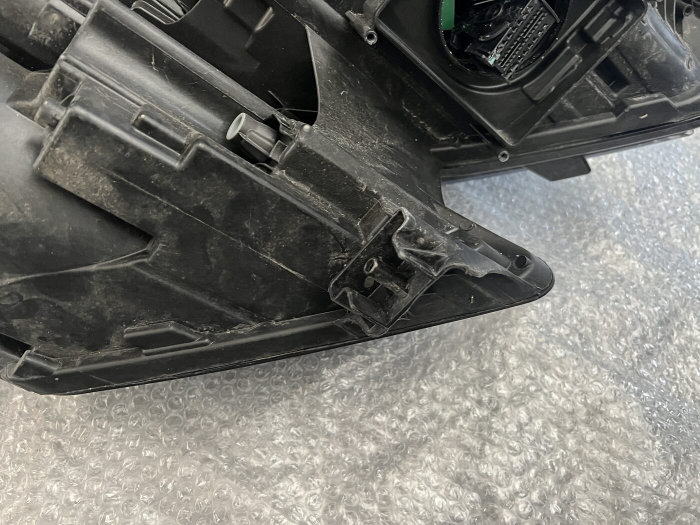 Priekšējais kreisais lukturis priekš Skoda Kodiaq 2017-2022 5 Priekšējais kreisais lukturis priekš Skoda Kodiaq 2017-2022