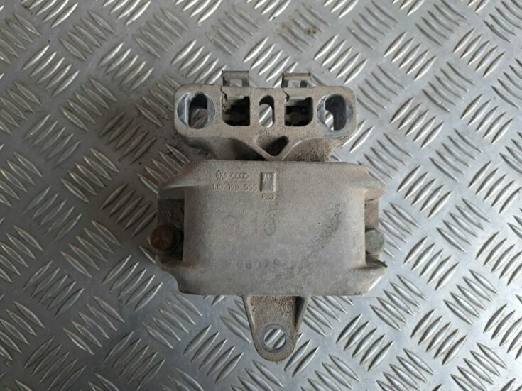 Dzinēja spilvens priekš VW GOLF IV 1999