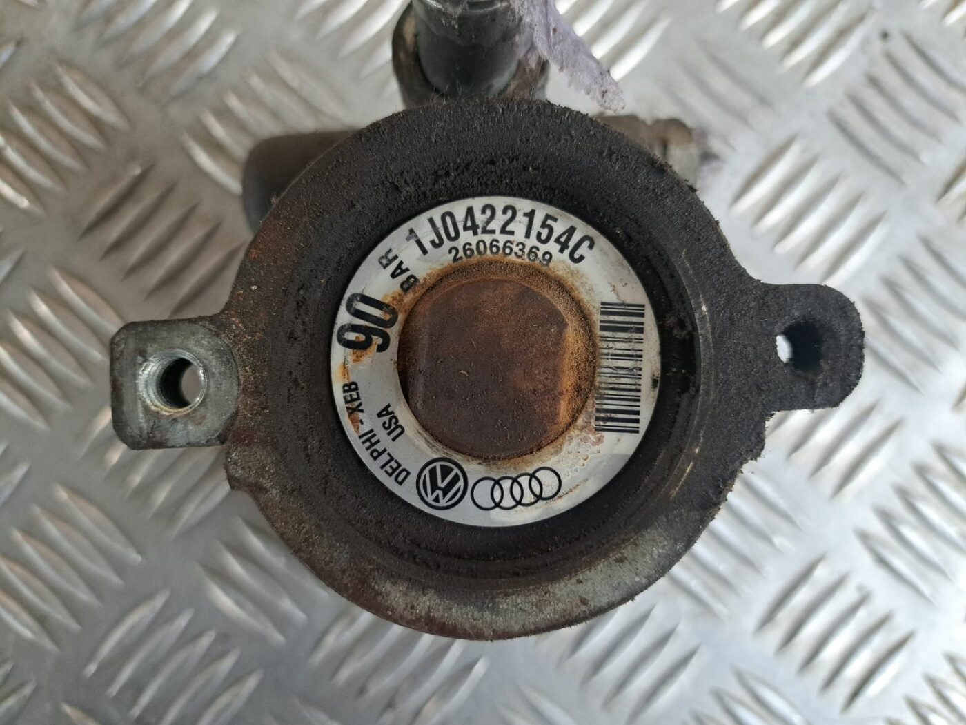 Hidrauliskais pastiprinātājs priekš VW GOLF IV 1999 3 Hidrauliskais pastiprinātājs priekš VW GOLF IV 1999