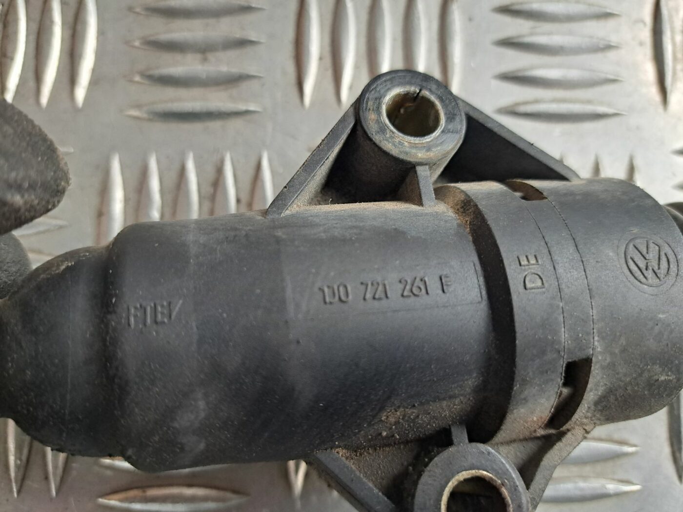 Sajūga palīgcilindrs priekš VW GOLF IV 1999 3 Sajūga palīgcilindrs priekš VW GOLF IV 1999