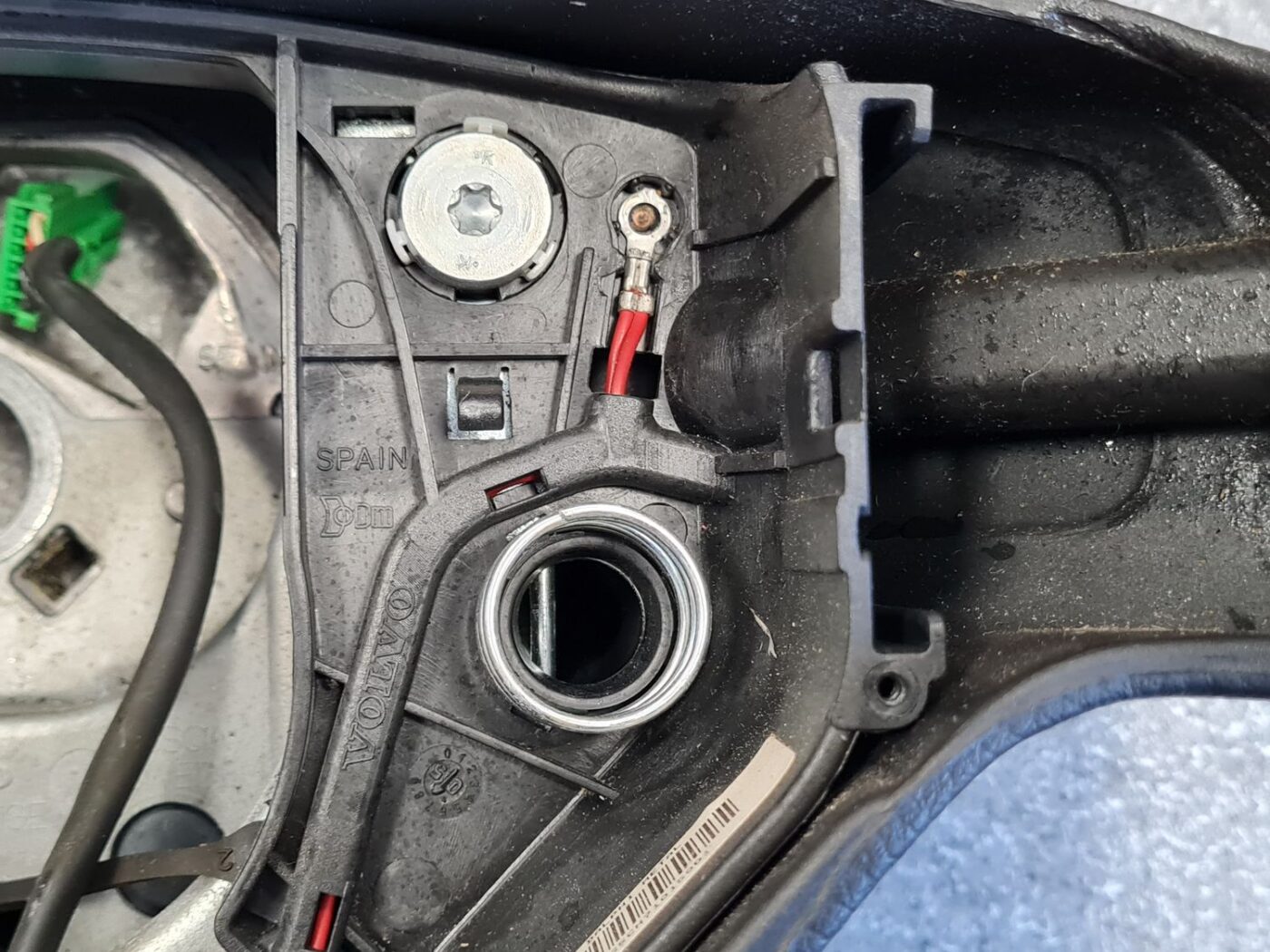 Stūre priekš VOLVO S60 2007 10 Stūre priekš VOLVO S60 2007