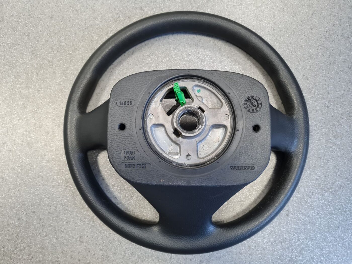 Stūre priekš VOLVO S60 2007 7 Stūre priekš VOLVO S60 2007