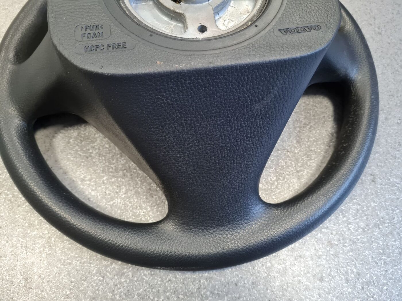 Stūre priekš VOLVO S60 2007 6 Stūre priekš VOLVO S60 2007