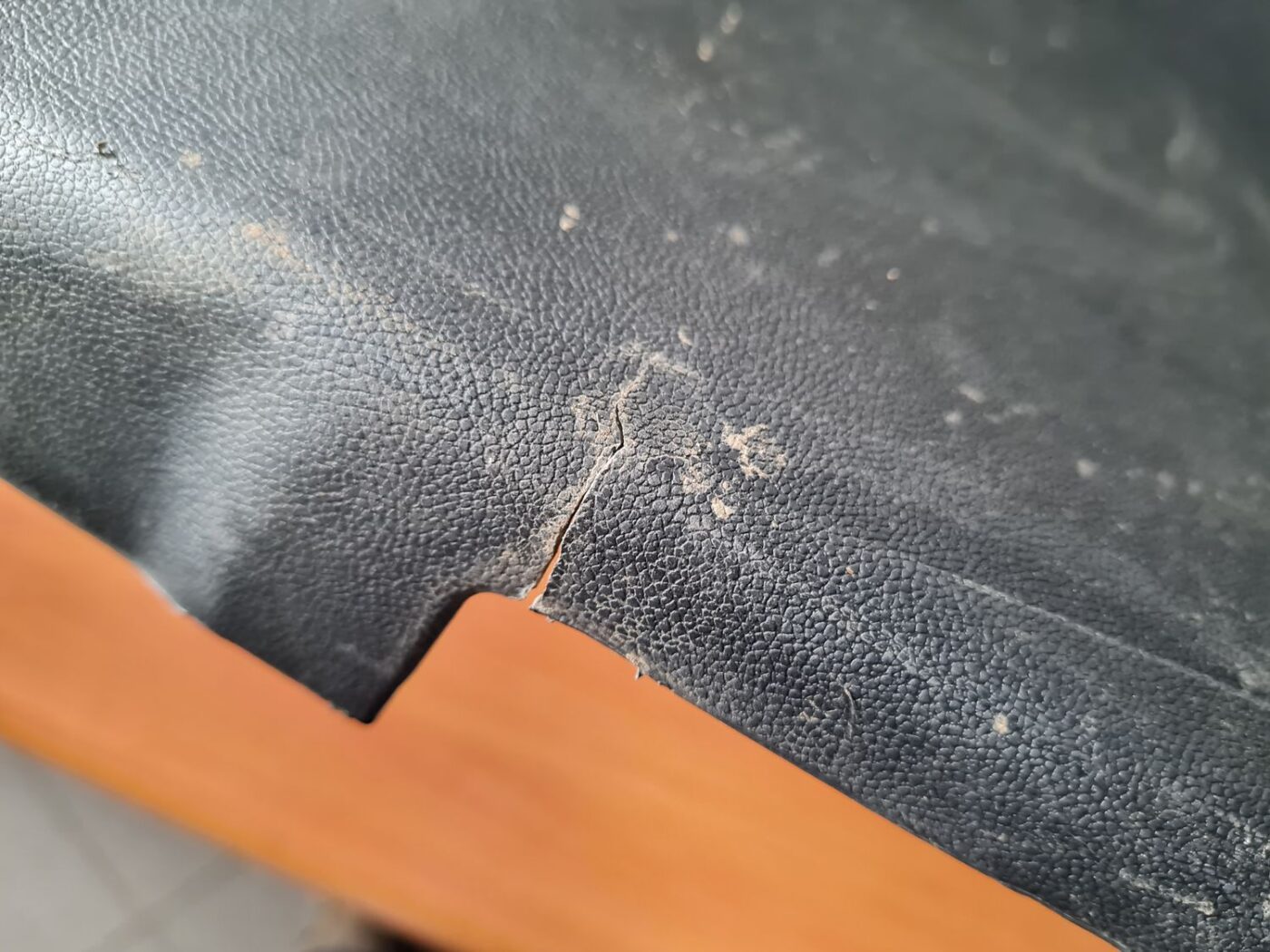 Bagāžnieka vāka liela apdare priekš SKODA OCTAVIA 2008 9 Bagāžnieka vāka liela apdare priekš SKODA OCTAVIA 2008