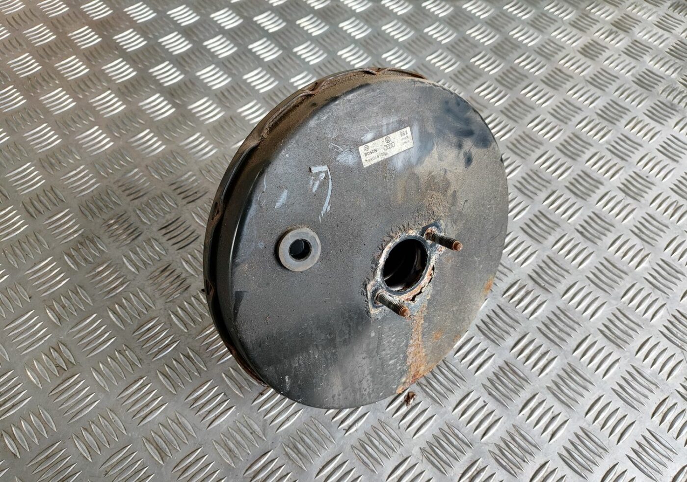 Vakuuma bremžu pastiprinātājs priekš VW GOLF IV 1999 2 Vakuuma bremžu pastiprinātājs priekš VW GOLF IV 1999