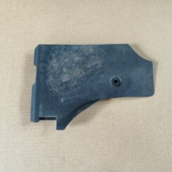 Mērinstrumentu paneļa apakšēja apdare priekš VW GOLF IV 1999