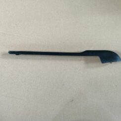 Priekšējā labā sēdekļa sliežu apdare priekš VW GOLF IV 1999