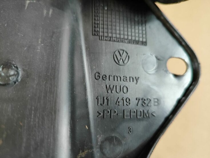 Stūres statnes putekļu aizsargs priekš VW GOLF IV 1999 3