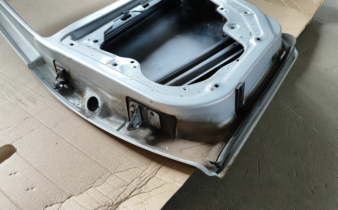 Aizmugurējās labās durvis priekš VW GOLF IV 1999 5 Aizmugurējās labās durvis priekš VW GOLF IV 1999