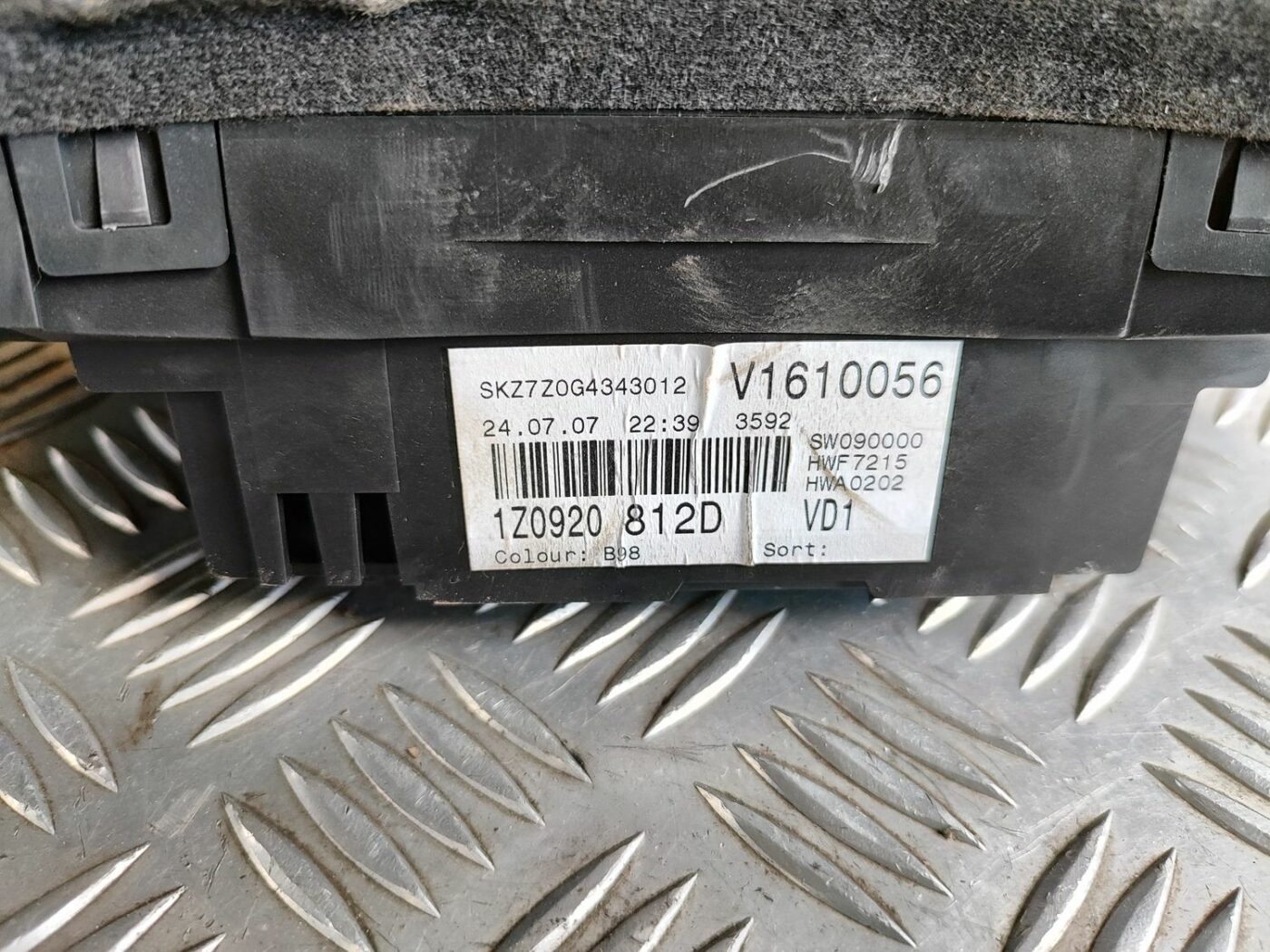 Spidometrs priekš SKODA OCTAVIA 2008 3 Spidometrs priekš SKODA OCTAVIA 2008