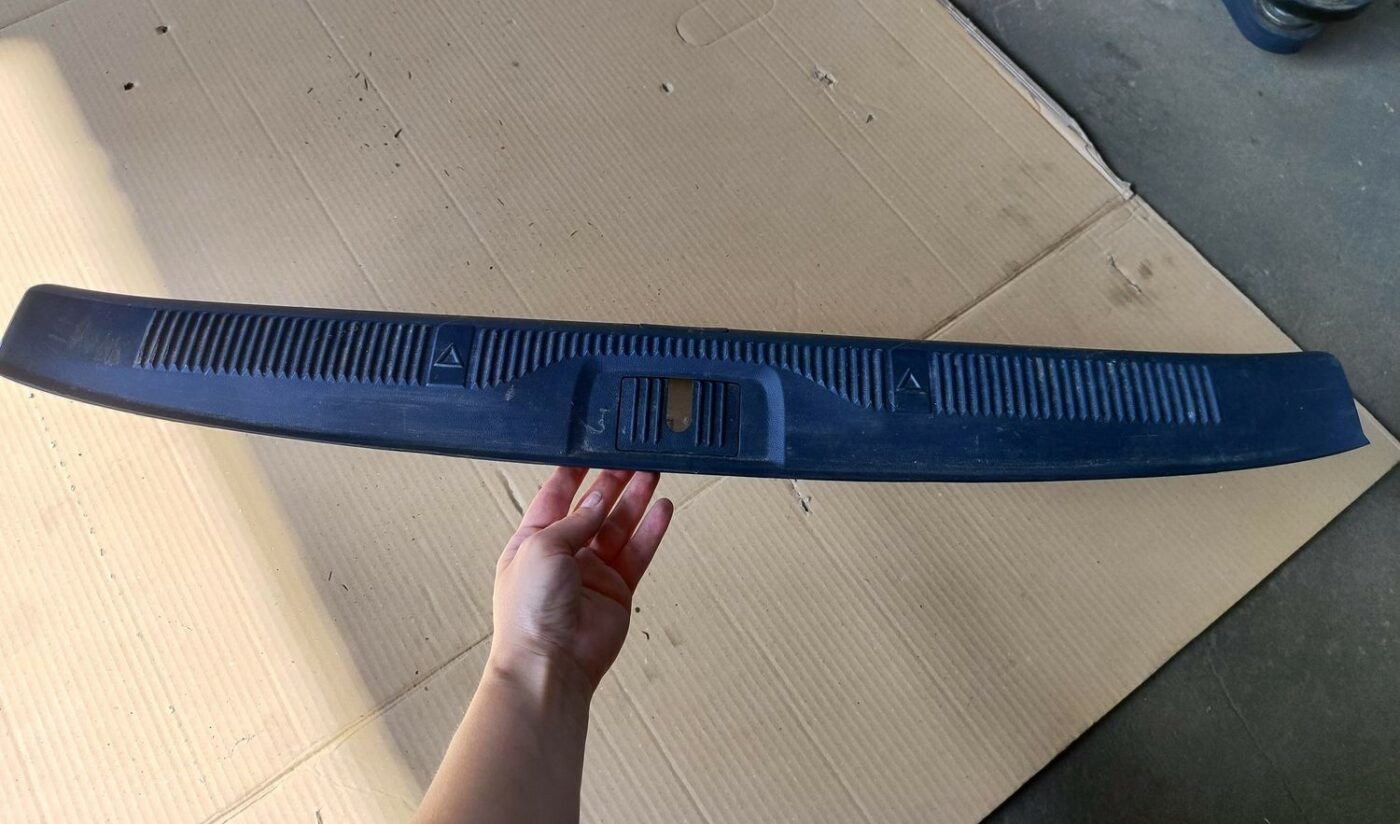 Bagažnieka nodalījuma sliekšņa uzlika priekš SKODA OCTAVIA 2008 3 Bagažnieka nodalījuma sliekšņa uzlika priekš SKODA OCTAVIA 2008