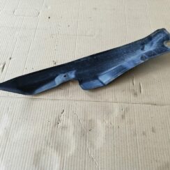 Ieliktņis starp spārnu un durvīm priekš SKODA OCTAVIA 2008